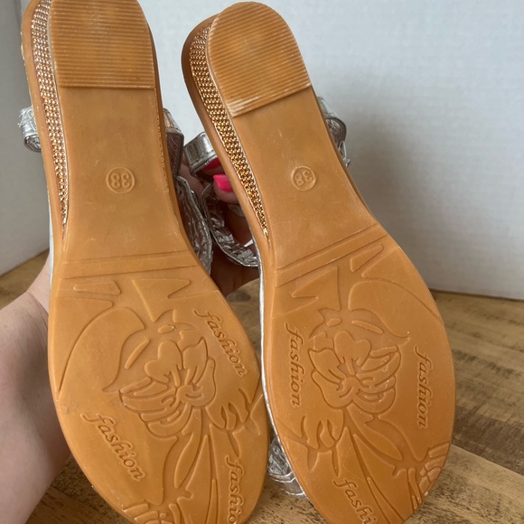 Lily Vanity Embellished Shiny Silver Sandals Elastic Ankle Strap EUR 38 US 7.5 - Picture 6 of 6